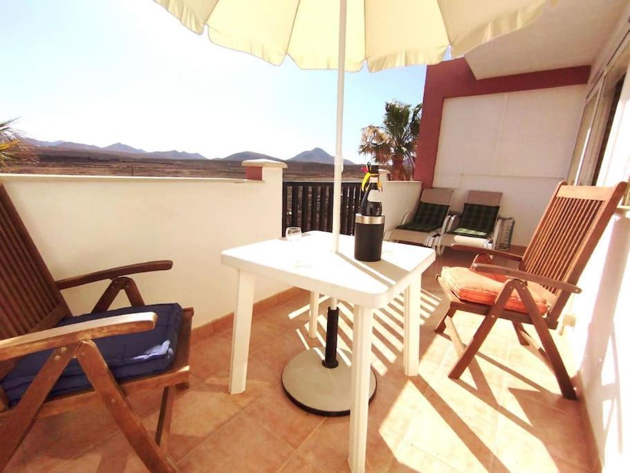 Apartamento Sunset House Et Piscine Parque Holandes Exterior foto